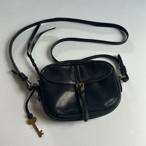 Vintage Fossil black leather crossbody bag purse 7x9in